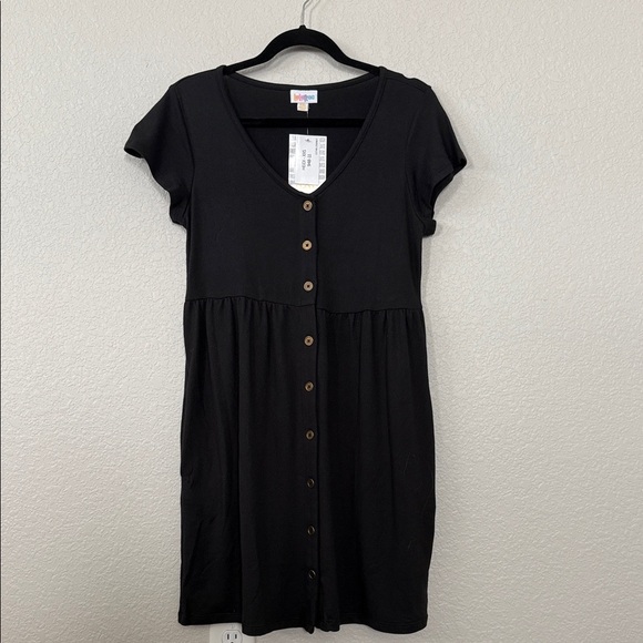 LuLaRoe Dresses & Skirts - LuLaRoe Black Button-Front Babydoll Heidi Dress size xxs